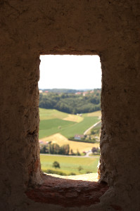 Narrow Focus